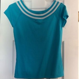 🐬Beautiful round neck shirt